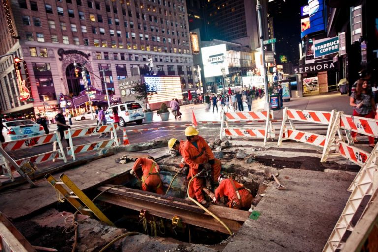 hazardous construction site accident 768x512 1